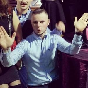 Meet your Posher, Taras